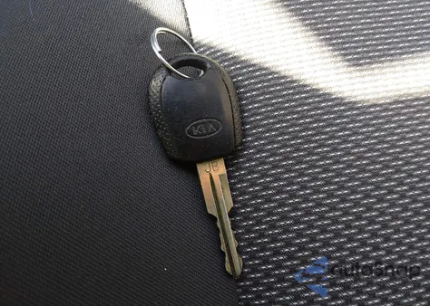 2009 Kia Rio Lx z USA, uszkodzony, nr VIN KNADE223296444929